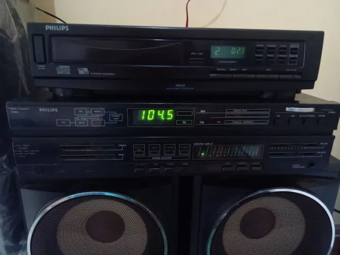 Receiver Philips e toca CD Philips 