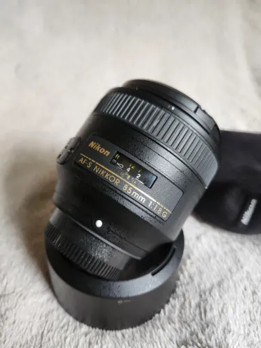 LENTE Fixa AF-S NIKKOR 85mm 1:1.8G