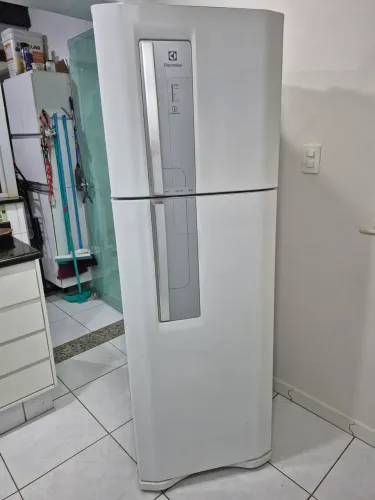 Geladeira com defeito