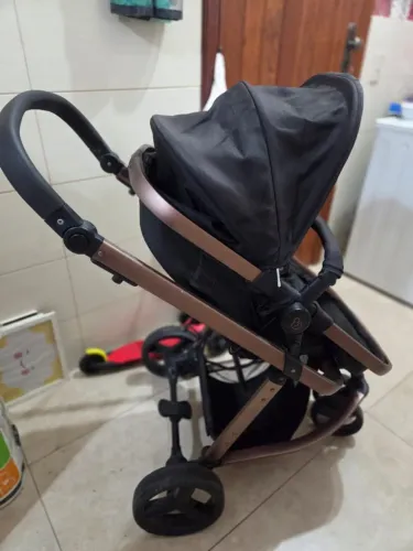 Carrinho de bebê Olympus da Galzerano - modelo com 3 rodas