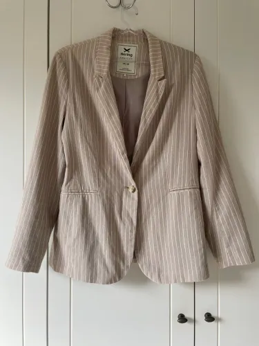 Blazer Hering Areia com Risca de giz branca