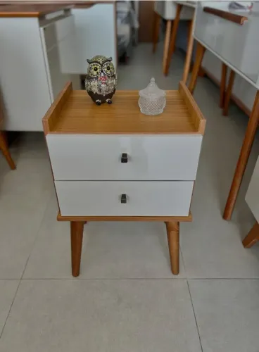 Mesa de Cabeceira (Produto Novo)