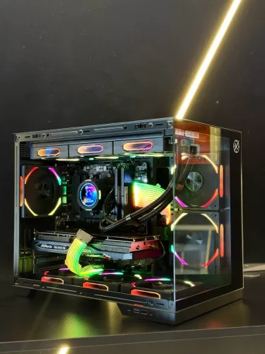 PC Gamer Ryzen 7 5700x + RX7600 triplo fan