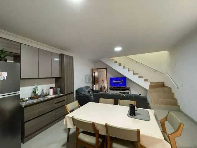Sobrado com 4 dormitórios à venda, 147 m² por R$ 550.000,00 - Itaquera - São Paulo/SP