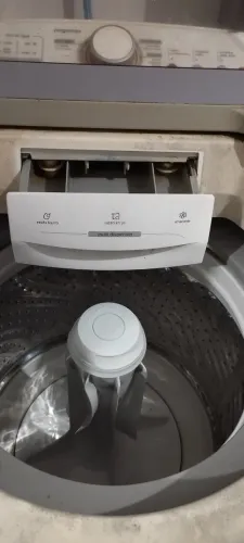 Máquina de lavar usada