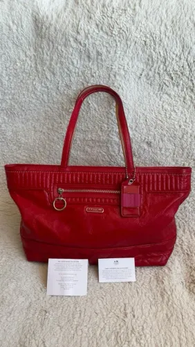 Bolsa Feminina Coach Original Vermelha com Cartão de Autenticidade