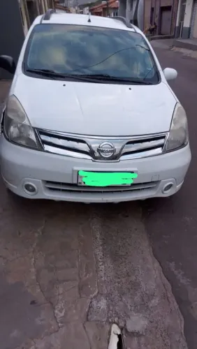 Nissan Livina Grand SL 1.8 16V Flex Fuel Aut. 2013