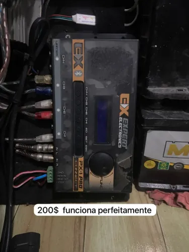 Processador de som automotivo