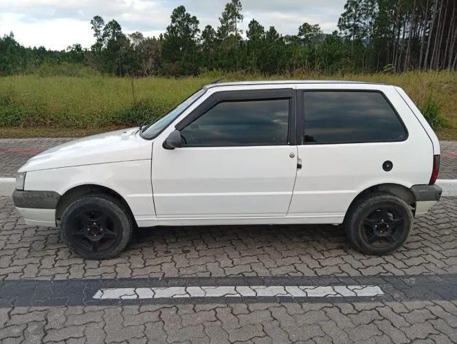 Fiat Uno Mille 1.0 Fire/ F.flex/ Economy 2P 2012
