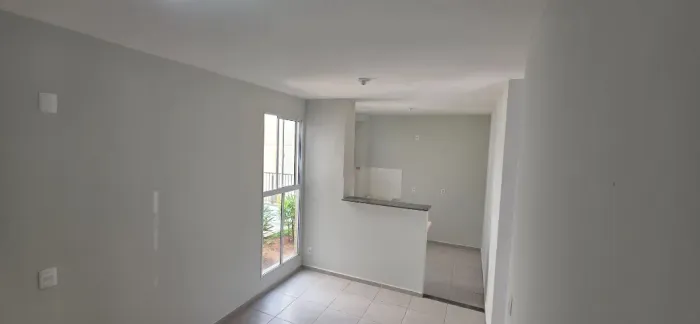 Apartamento Recém-Pintado no Pq. Madrid - 2 Quartos e Lazer Completo [Ótimo Preço]