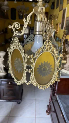 Lindo lustre em bronze e cristal