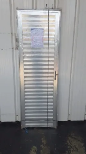 Porta de aluminio