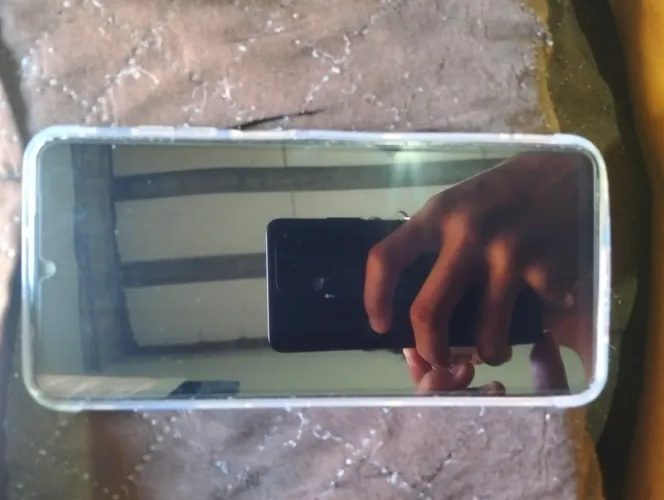 VENDE-SE CELULAR