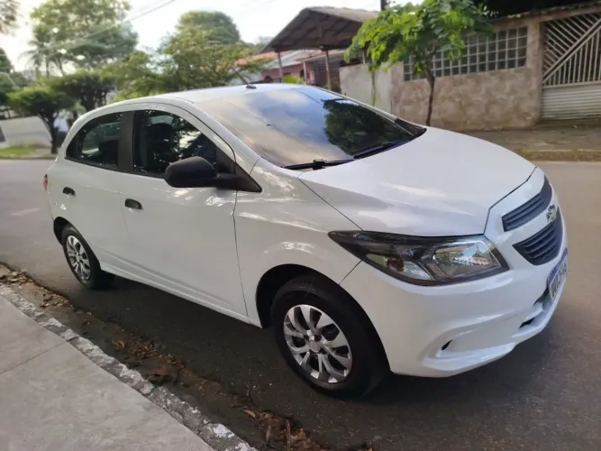 Chevrolet Onix JOY Hatch 1.0 8V Flex Mec. 4P 2018