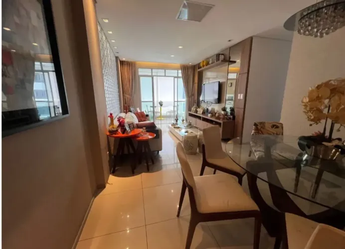 Ed. Domus | 122m² | 4 Quartos (2 Suítes) | 3 Vagas | Andar Alto | Renascença
