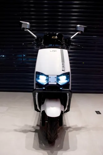 Scooter Elétrica Voltage