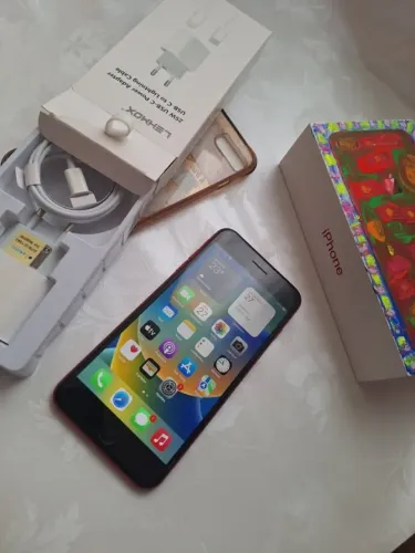 CELULAR IPHONE 8 PLUS 64 GB VERMELHO USADO FUNCIONANDO NORMALMENTE-BATERIA 100%