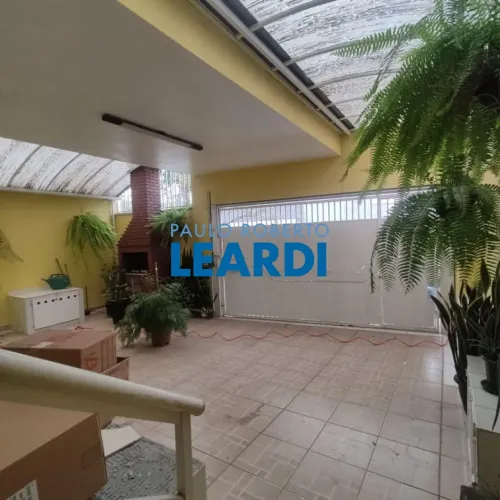 SOBRADO - JARDIM AVELINO - SP