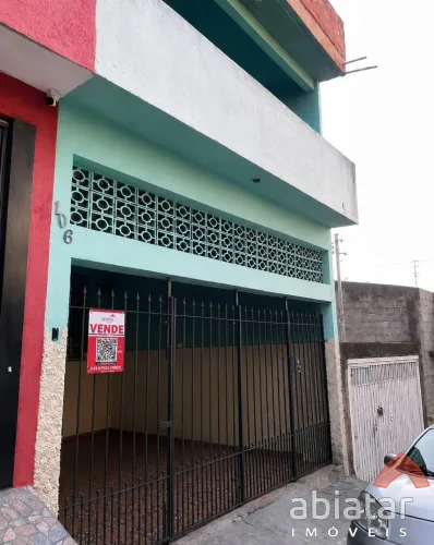 Sobrado à venda no Jardim Saint Moritz - Taboão da Serra/SP - 75m² - 3 dormitórios - 1 suí