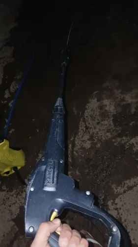 Karcher k2 vazando agua Na parte interna