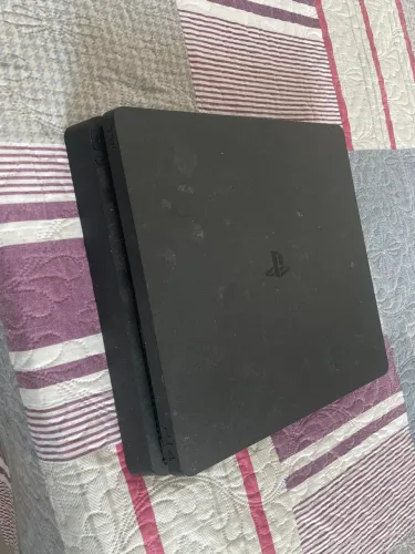 Ps4 slim