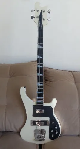 Baixo Rickenbacker Luthier Trocas