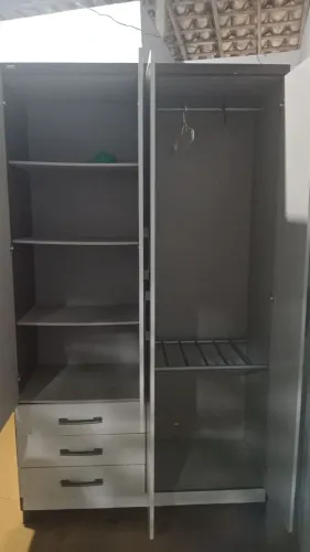 Guarda roupa