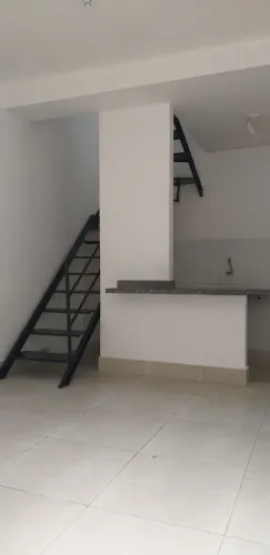 Aluga-se apartamento no Monte Castelo