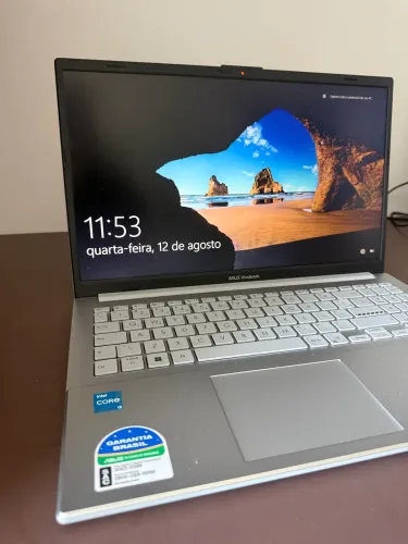 ASUS Vivobook I3 N305 + 8Gb ram + 256 NVME