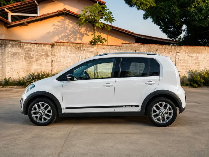 Volkswagen Up! Cross 1.0 T. Flex 12V 5P 2015