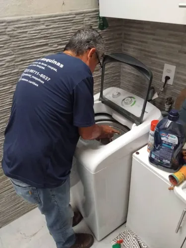 Assistência Técnica Refrigeração 