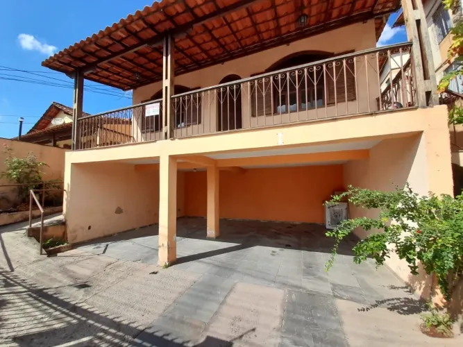 CASA 04 QUARTOS LOTE 360 M² SERRANO