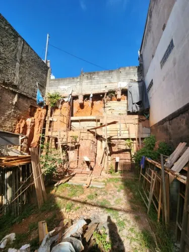 Terreno p0ara duas ruas Campo Limpo Jardim Maria Virginia ótima rua. Aceita financiamento