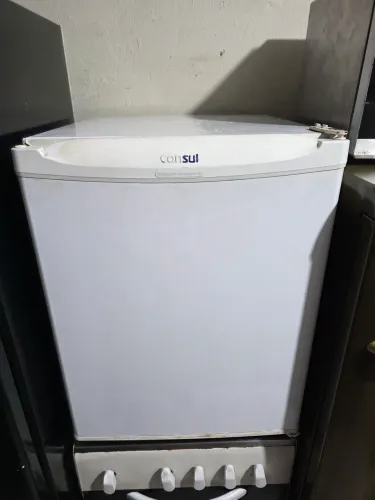 Frigobar cônsul funcionando perfeitamente