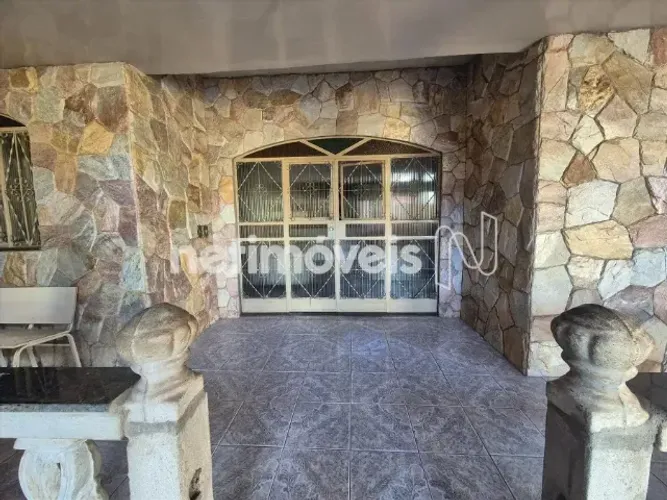 Casa 255m² à venda por R$680.000,00