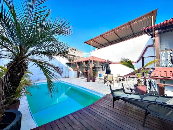 Monte Castelo/Juiz de Fora -Casa com 4/4 Suíte com Closet, Piscina e Área Gourmet