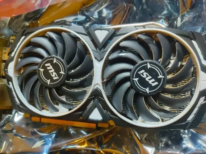 Placa de Vídeo MSI Radeon RX 570 4GB | Excelente Estado | Pronta para Uso