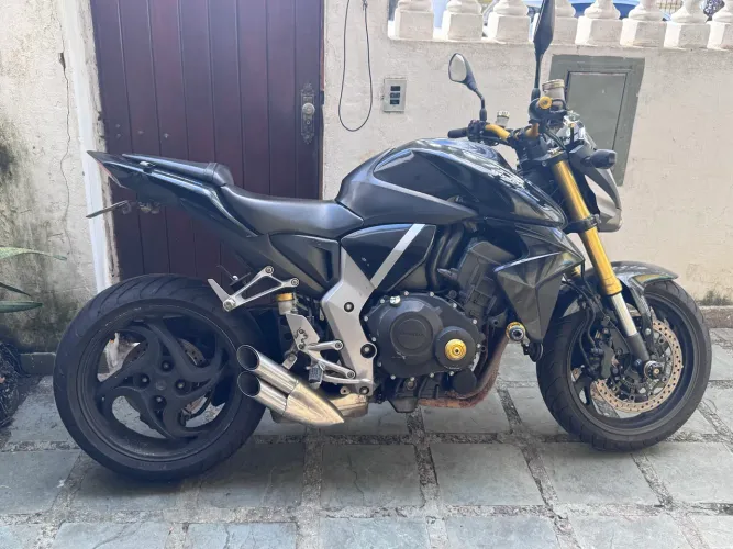 CB 1000 R toda linda - Baixei pra vender logo