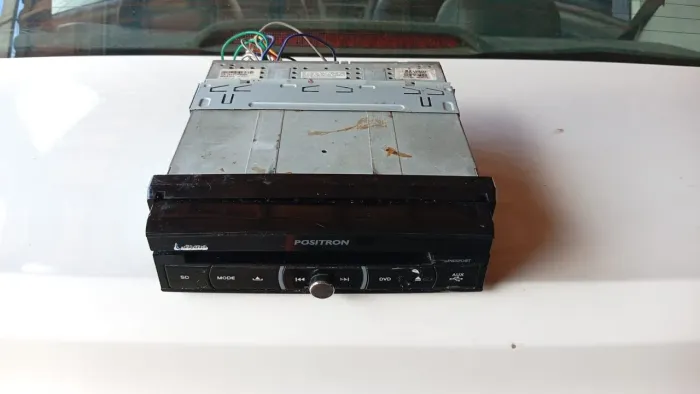 Dvd Pósitron retrátil pra carro