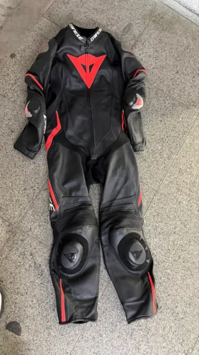 Dainese laguna seca 5