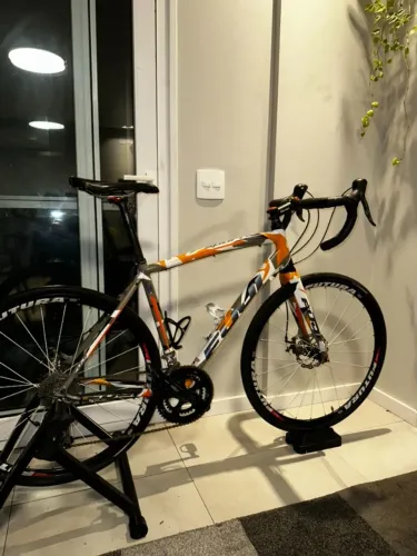 Bicicleta Speed - Fuji Sportif Disc 54 - Aceito troca em speed/TT superior