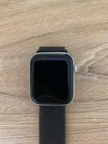 Apple Watch SE 44mm com GPS + 4 Pulseiras de brinde!