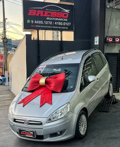 Fiat Idea Attractive 1.4 Fire Flex 8V 5P 2014