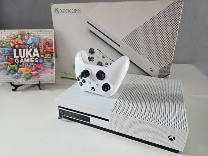 Xbox One S 1 Terabyte de Memória 