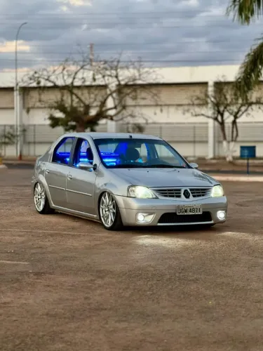 Renault Logan Authentique Hi-flex 1.0 16V 4P 2009