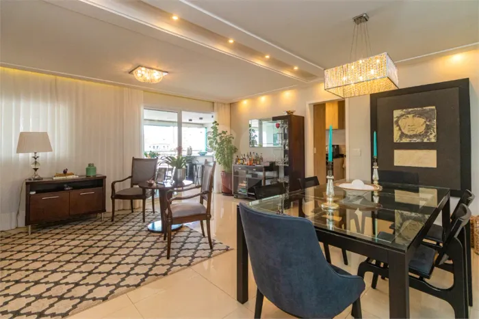 Apartamento à venda com 3 suítes no condomínio Quartier Vila Mascote, São Paulo - SP