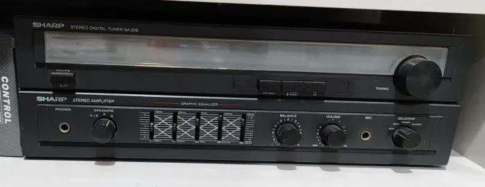 Receiver e tape deck Sharp