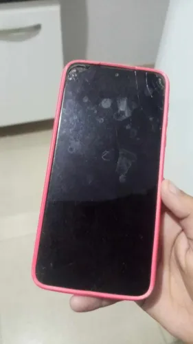 Celular quebrado,n liga