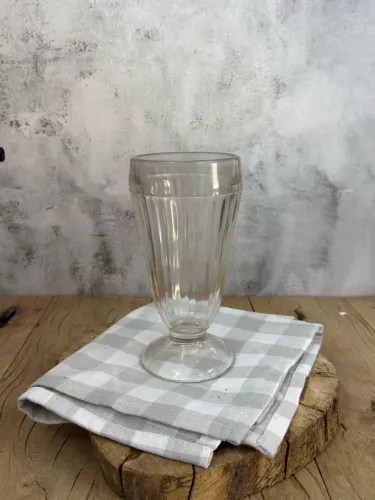 Copo Milk Shake e bebida gelada