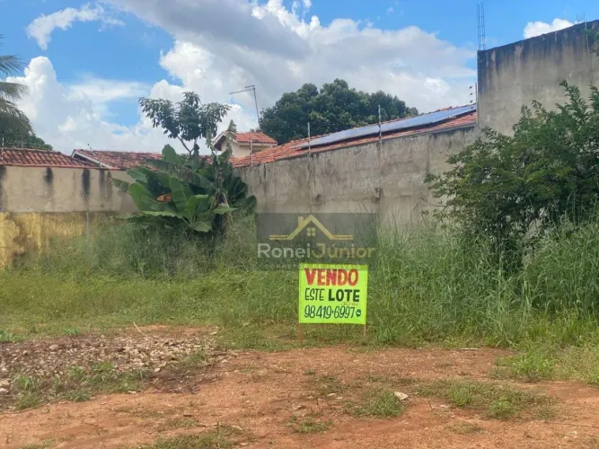 Lote 806 Sul à venda, 200 m² por R$ 220.000 - Plano Diretor Sul